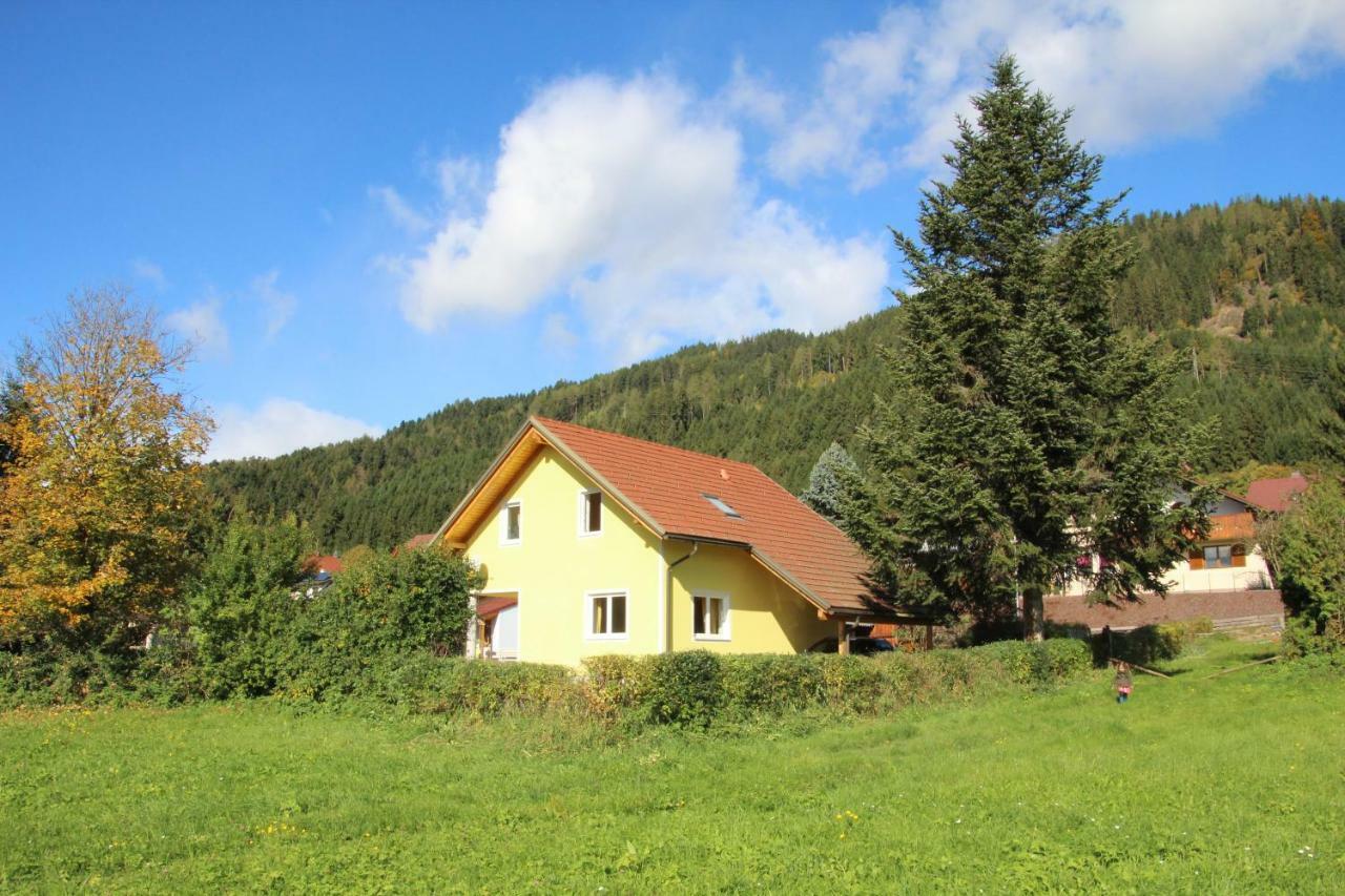 Narrenhaus Villa Fohnsdorf Exterior foto